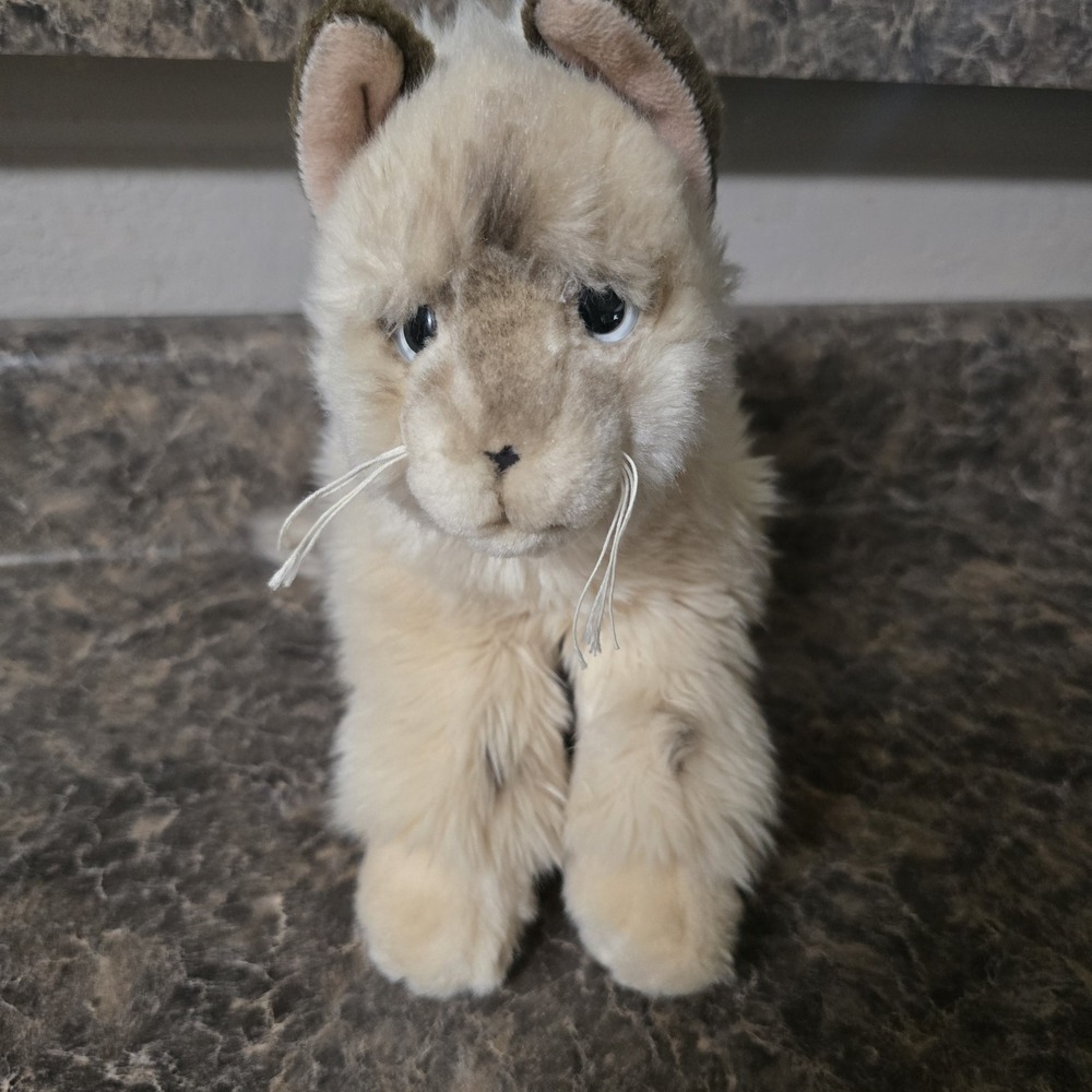 Webkinz Signature Ragdoll Cat WKS1041 No Code Plush Realistic Stuffed Animal Tan